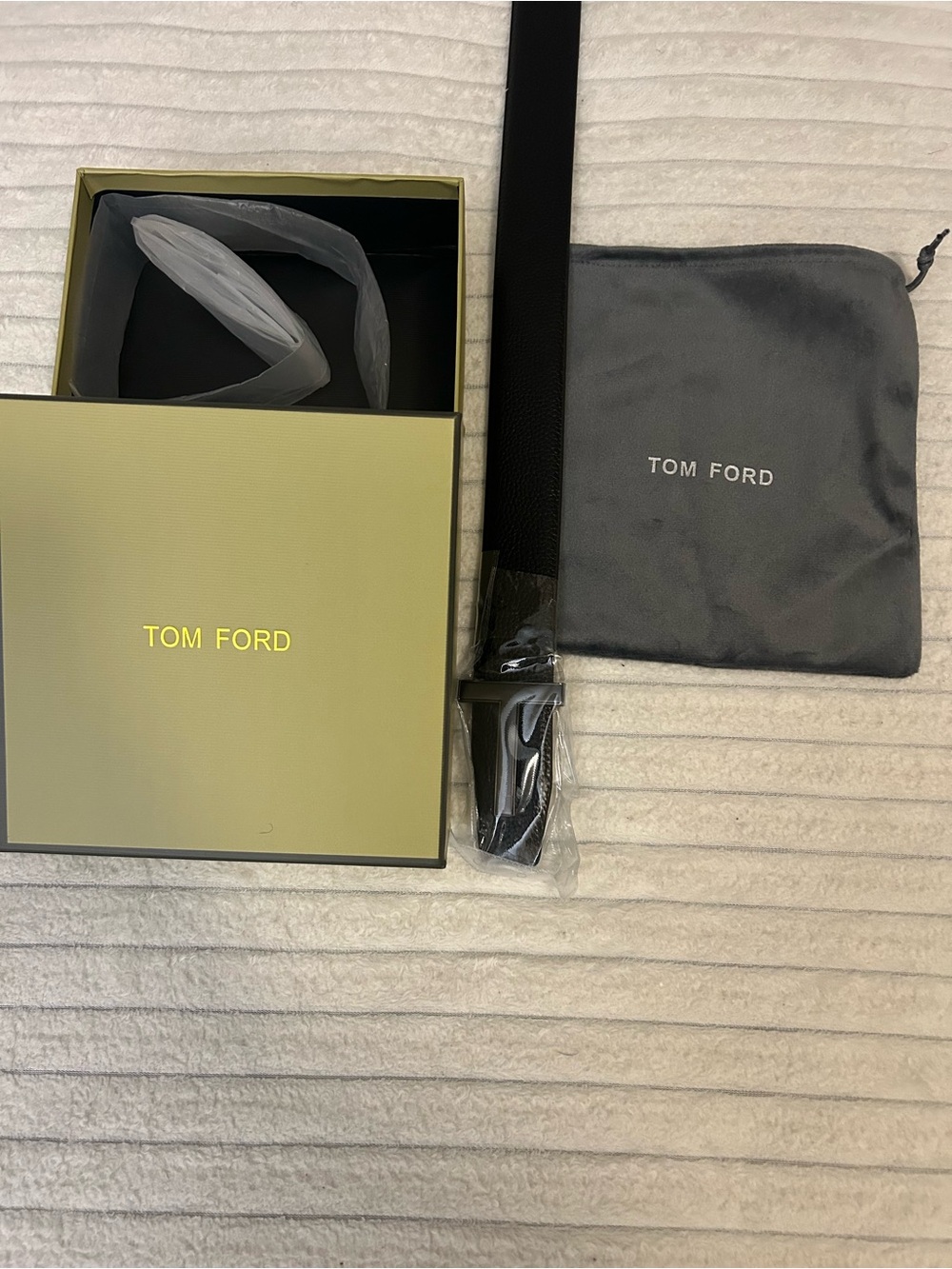 Tom Ford Black Leather Men's Belt with Signature Dust Bag